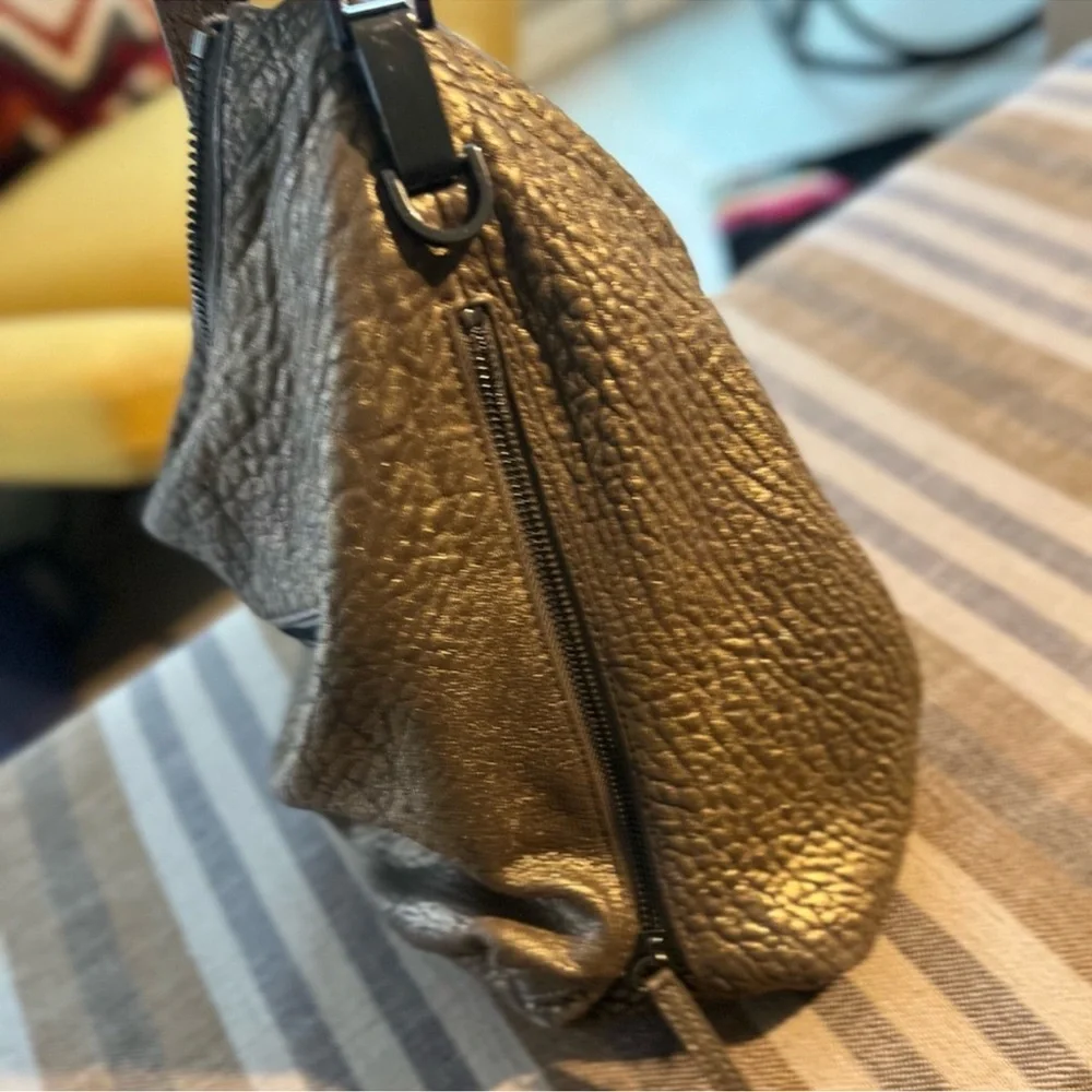 Vince Camuto Riley metallic brushed bubble lamb leather hobo purse shoulder bag